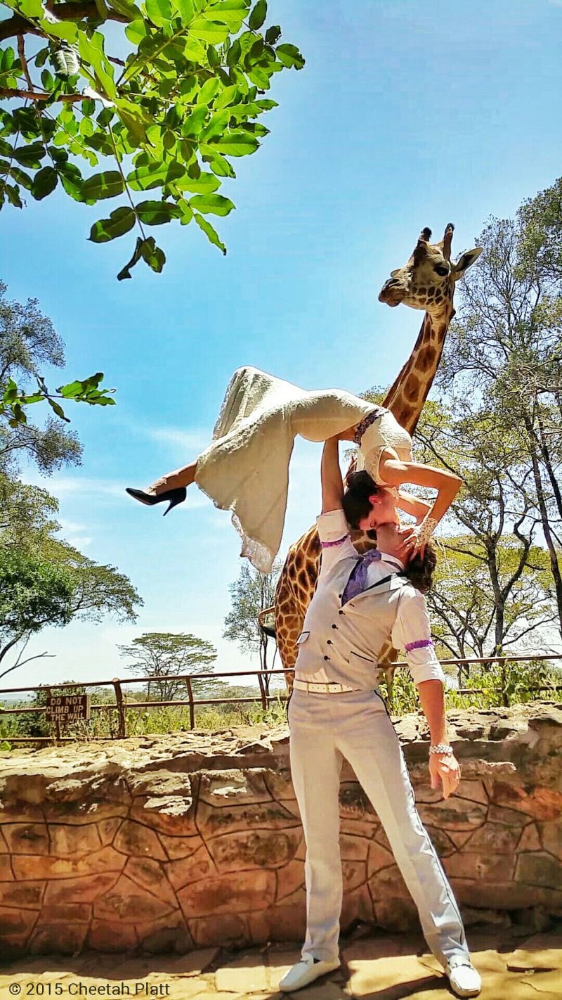 Cheetah Platt Rhian Woodyard Akrobatenpaar Weltreise Hochzeit