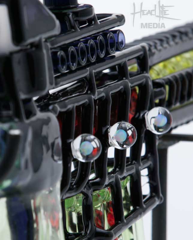 Robert Mickelsen Waffenkunst Art