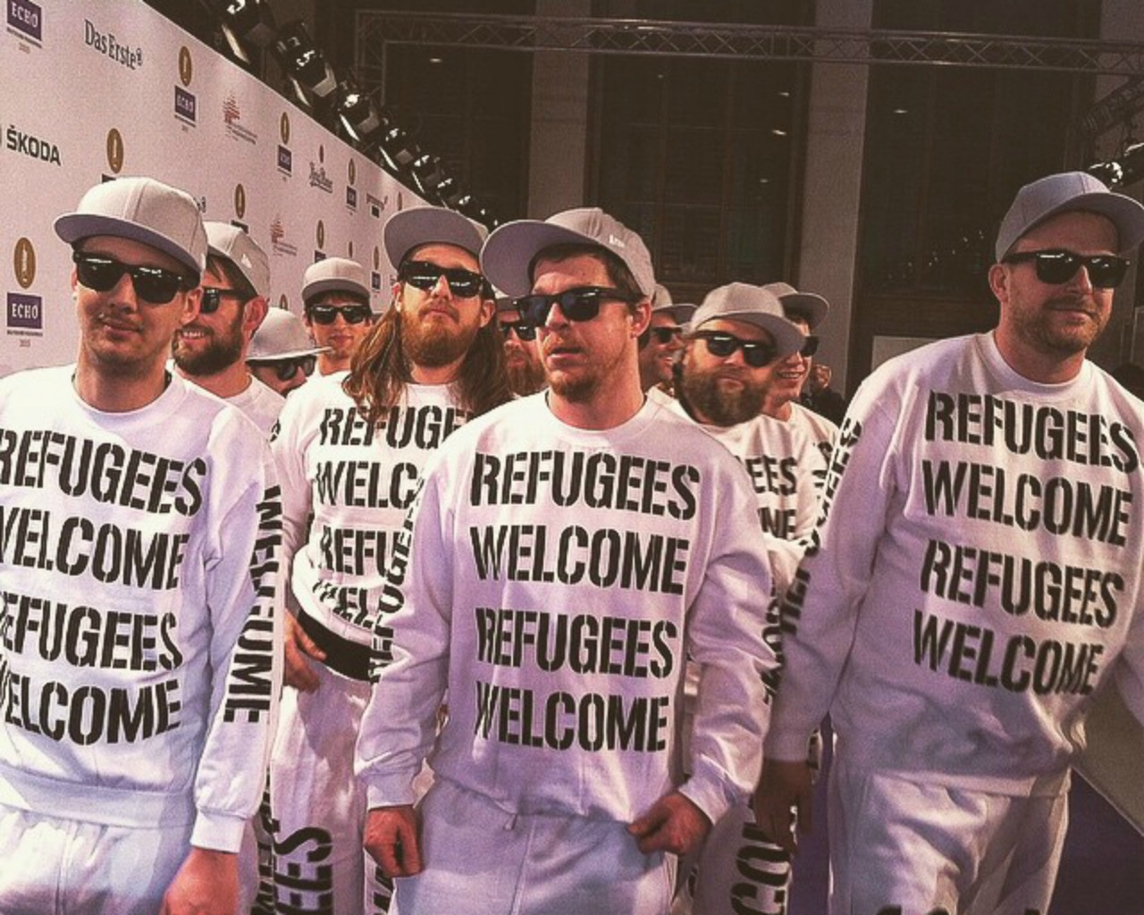 deichkind echo 2015 flüchtlinge #refugeeswelcome