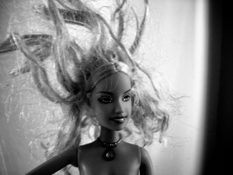 Uniliste 30 Barbie Haare