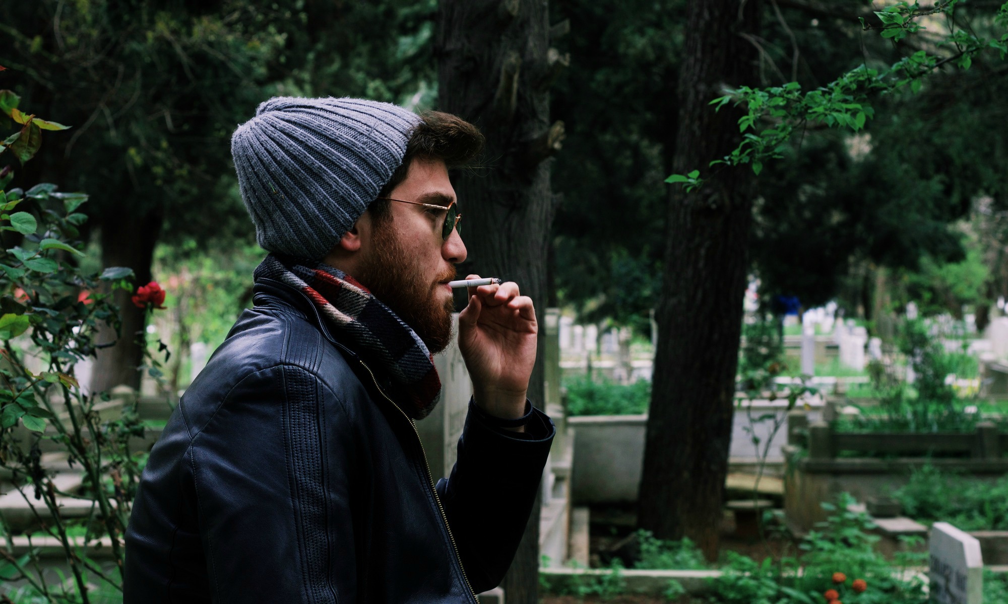 Mann Rauchen Zigarette