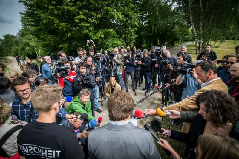 Die Toten kommen Beerdigung