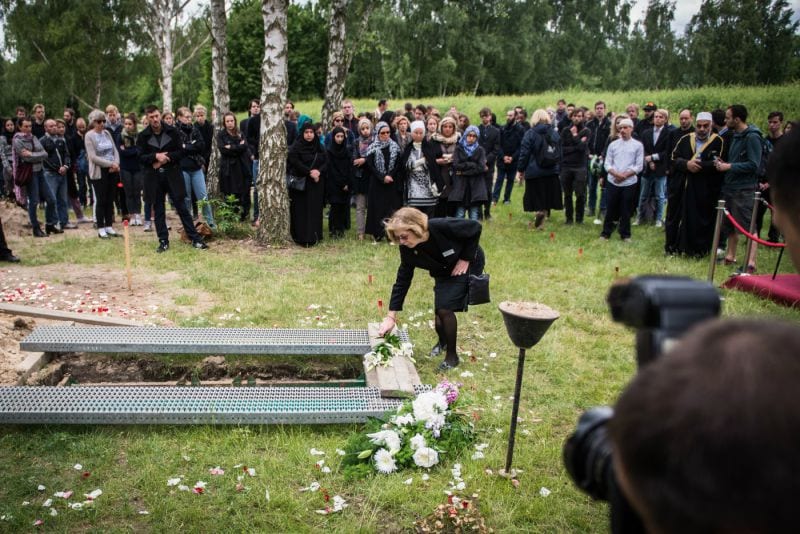 Die Toten kommen Beerdigung