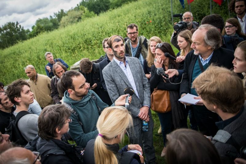 Die Toten kommen Beerdigung