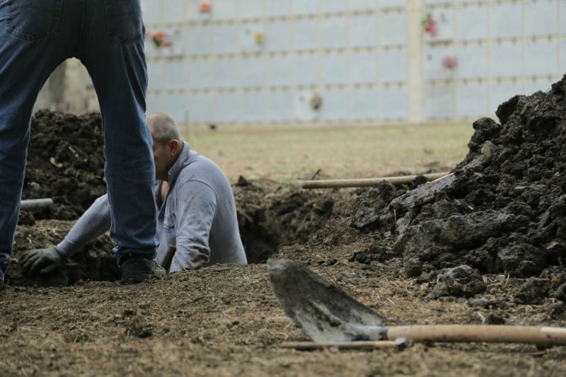 Exhumierung Sizilien