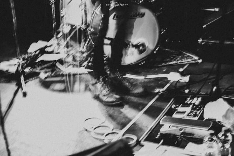 L`Aupaire Live