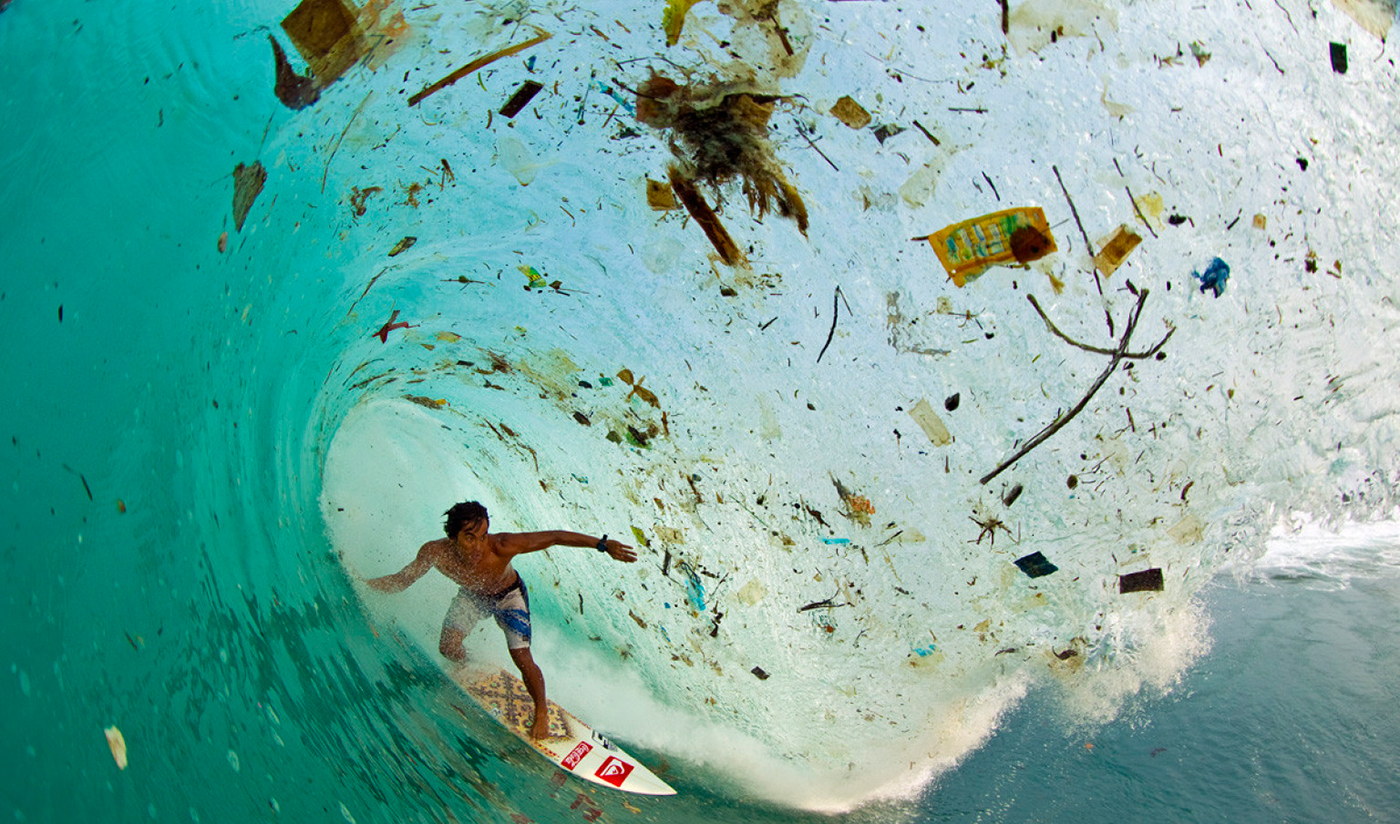 Surfer Waste Plastic Müll.