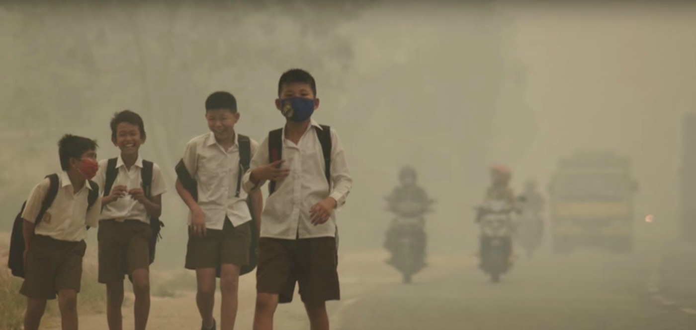 YouTube Indonesia Kinder Smog