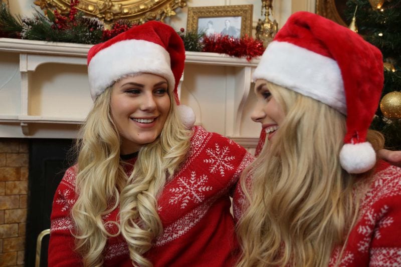 Facebook Twin Strangers Sara Shannon Doppelgänger