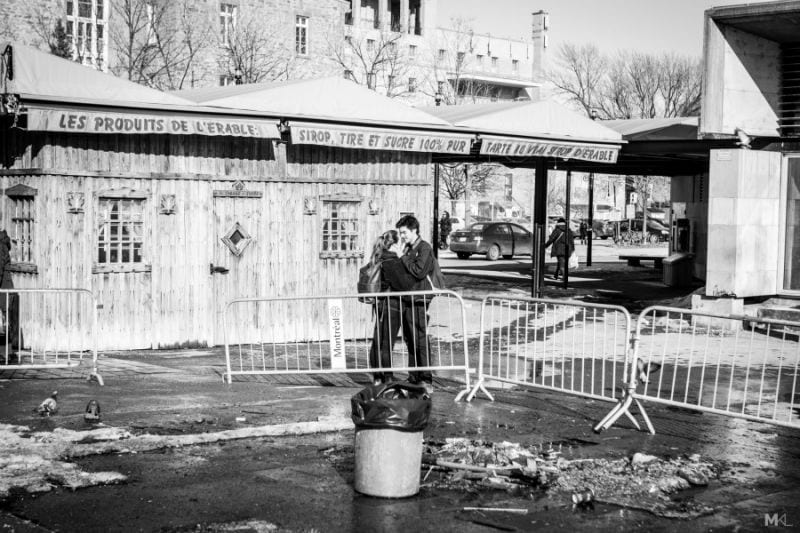 Mikaël Theimer Knutschen Öffentlichkeit