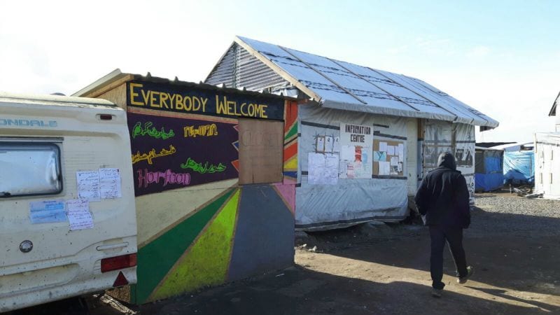 Flüchtlingscamp Calais Hütte