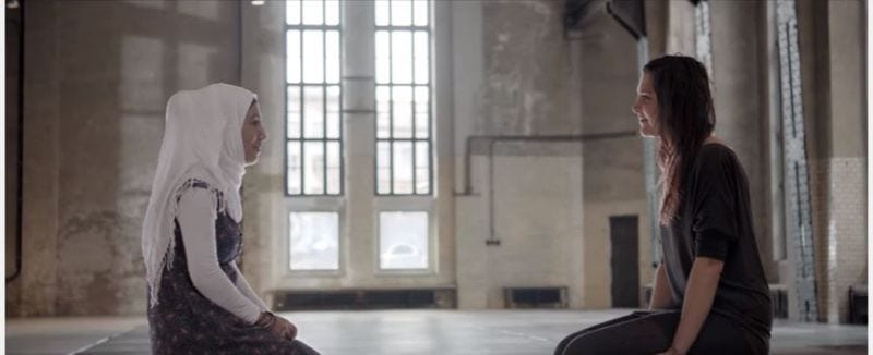 Augenkontakt Flüchtlinge Experiment