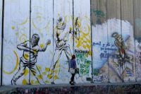 Moodi-Abdalla-Make-Hummus-Not-Walls