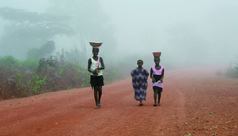 guinea-bissau-people-nature-dresses