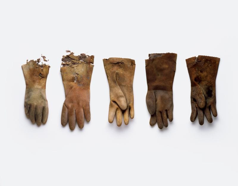 rubber-gloves-strand