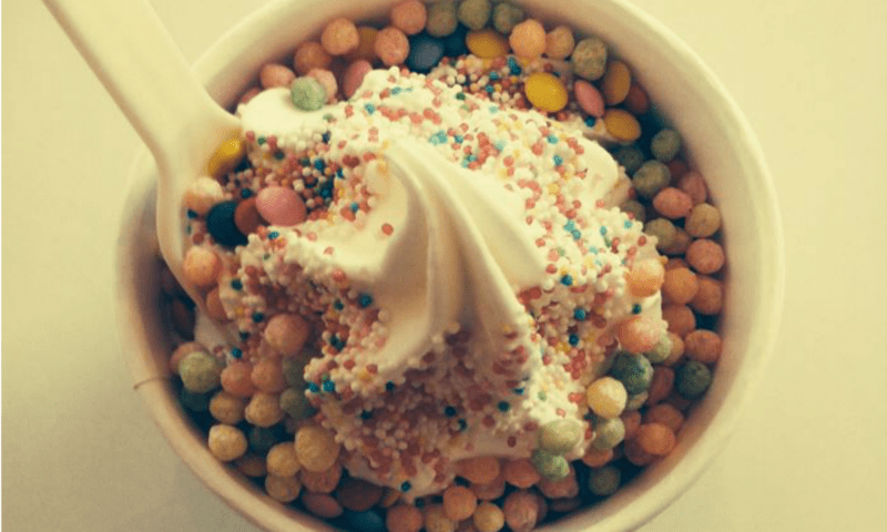 puffreis-mit-frozen yoghurt