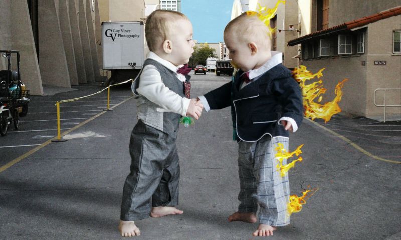 Babys Anzug Geschäftsleute Handschlag