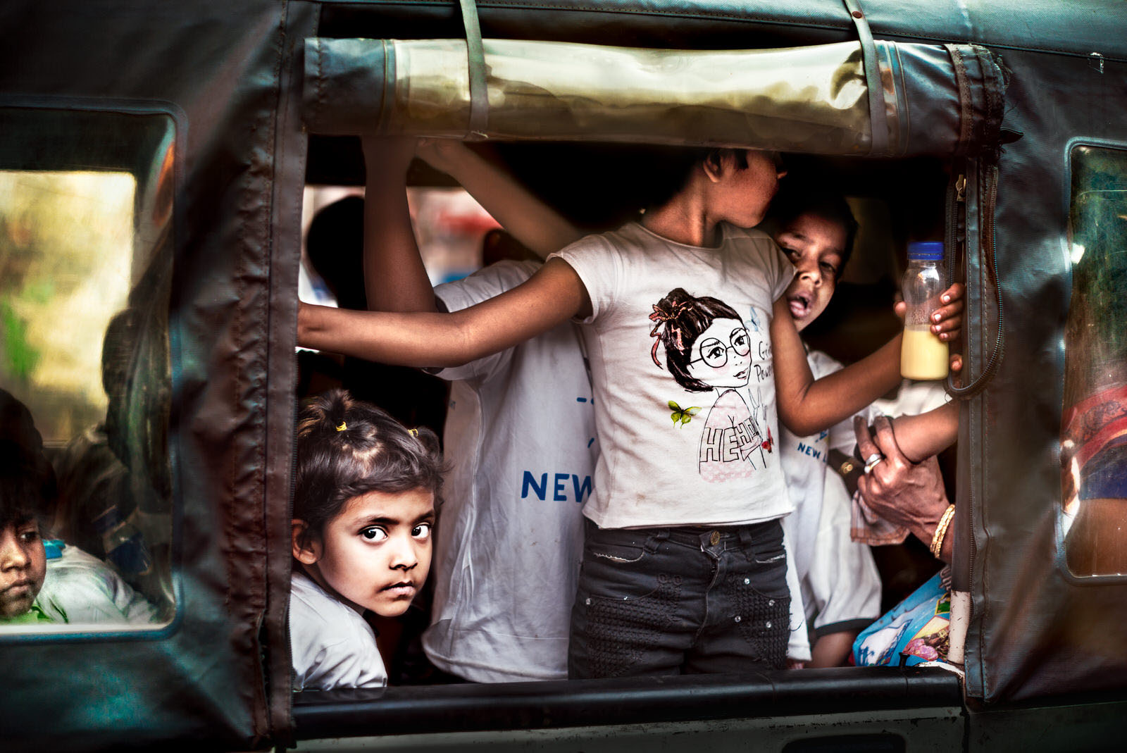 Indien Verkehr Bus Kinder Voll