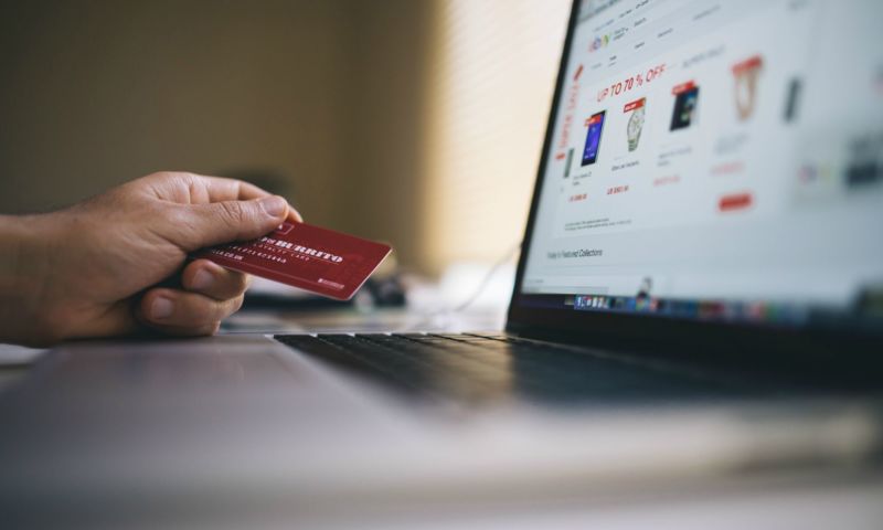 Kreditkarte Zahlung Internet Extragebühr Geld Karte