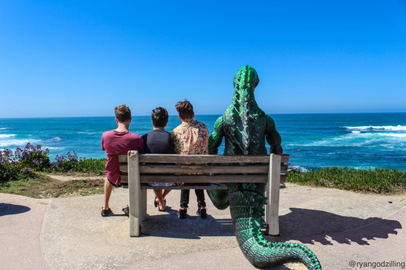 blauer Himmel Bank Meer Urlaub Dino