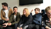 nothing but thieves 100 dreiste fragen interview video band musik