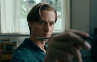 Tom Schilling in der Rolle des Kurt Banert