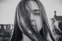 mädchen schwarz weiß