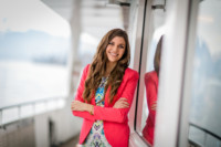 Jacqueline, 29, will katholische Priesterin werden