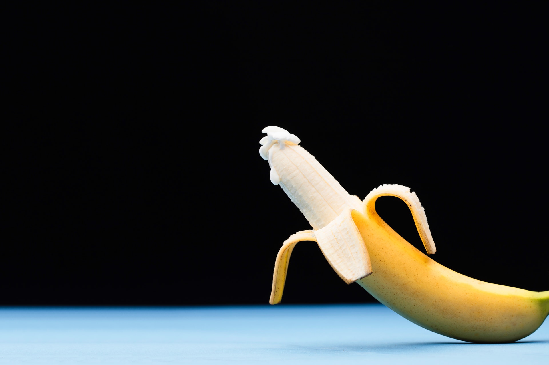 Banane als Symbol für den männlichen Organsmus