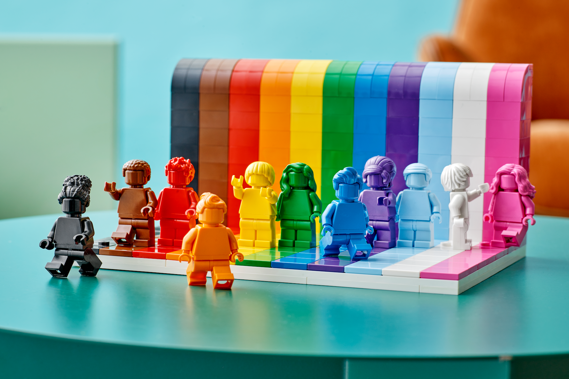Die neuen LGBTQIA+-Spielfiguren von LEGO.