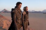 Timothée Chalamet (links) als Paul Atreides und Rebecca Ferguson (rechts) als Lady Jessica Atreides in "DUNE". Bild: Chiabella James © 2020 Warner Bros. Entertainment Inc. All Rights Reserved.