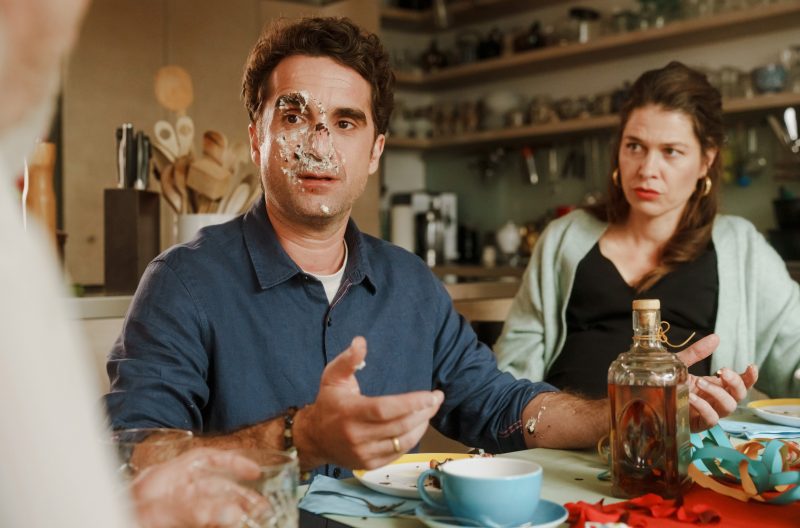 Schauspieler und Autor zugleich: Oliver Wnuk im Interview | ZEITjUNG