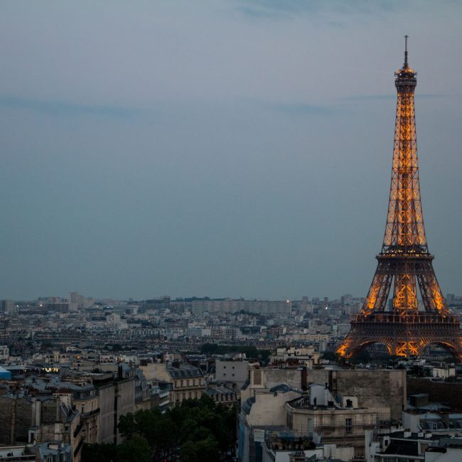 Eiffelturm in der Ferne