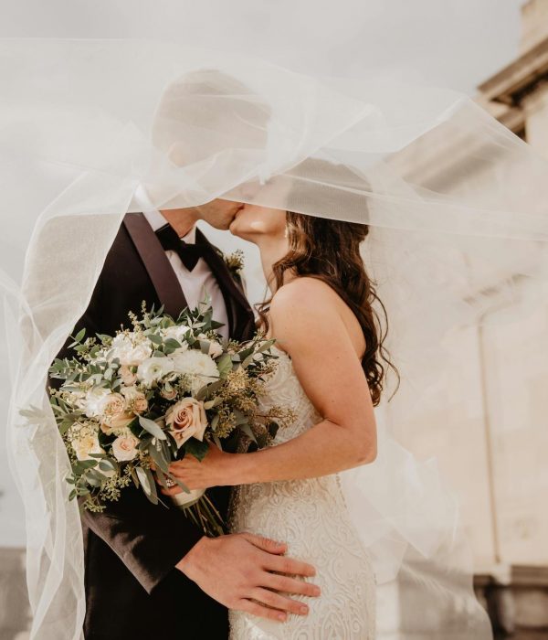 Bild: Foto von Emma Bauso: https://www.pexels.com/de-de/foto/mann-und-frau-kussen-sich-2253870/