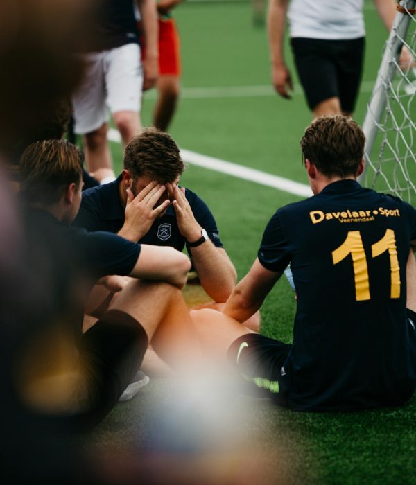 Fußballer nach einem Elfmeter